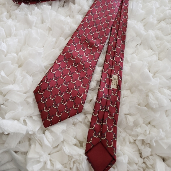 HERMES PARIS VINTAGE HORSESHOE SILK TIE - Picture 12 of 13